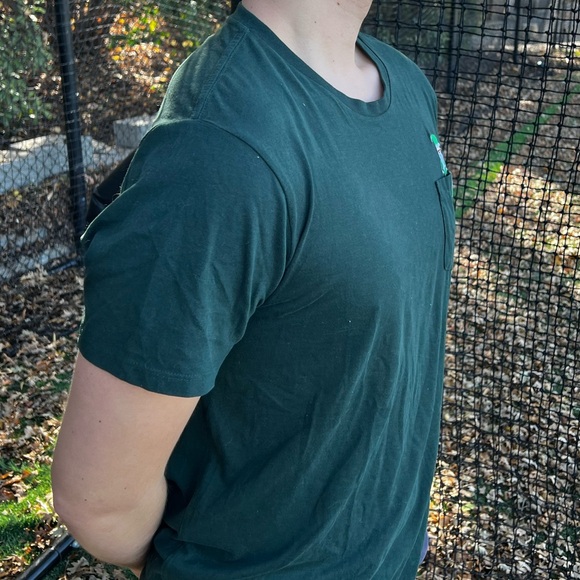 THE ELF BUDDY OMG SANTA MEN T SHIRT OLD NAVY POCKET MONSTER GREEN CHRISTMAS TREE - Picture 11 of 16